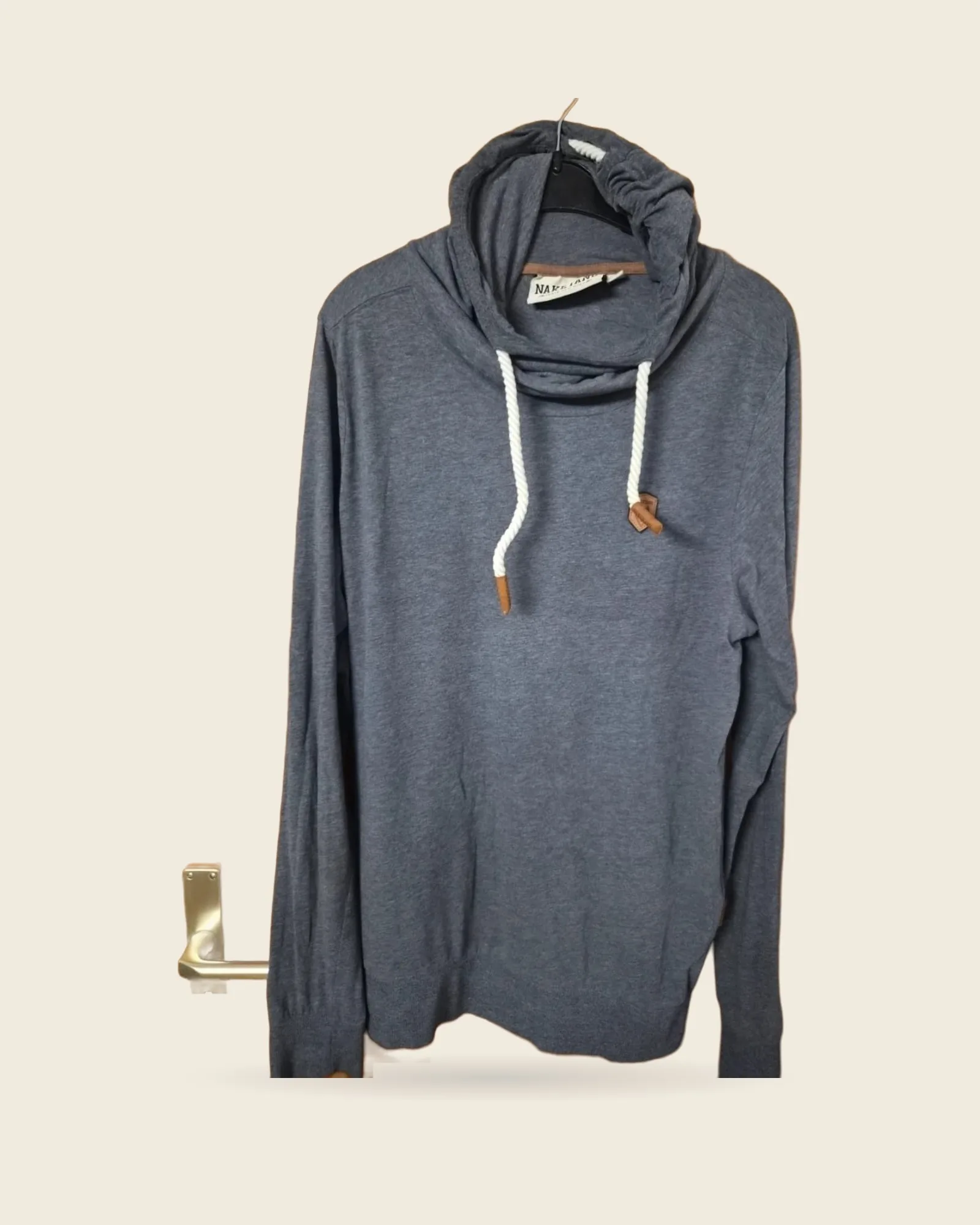 Dünner Pullover